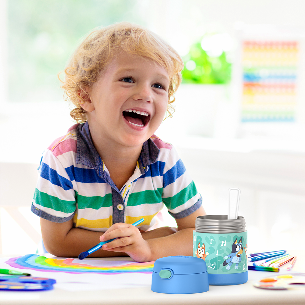f3105by_bluey_10ozfoodjar_r2_lifestyle_prek_boys_pdp_d417a8e7-54e5-4e89-8023-7a56070101ec.png